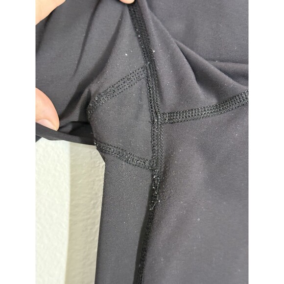 LULULEMON *RARE* Lab REPETITION CROP Mesh gold zipper Size 10 Solid Black Ruffle - Picture 8 of 13
